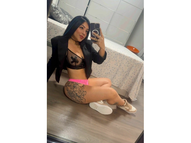 JOVENCITA CON CUERPO ENCANTADOR