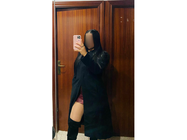 LATINA CALIENTE Y SUMISA