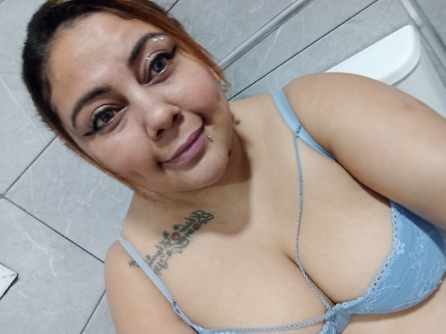 Hola q tal pasarla bien un rato contactame