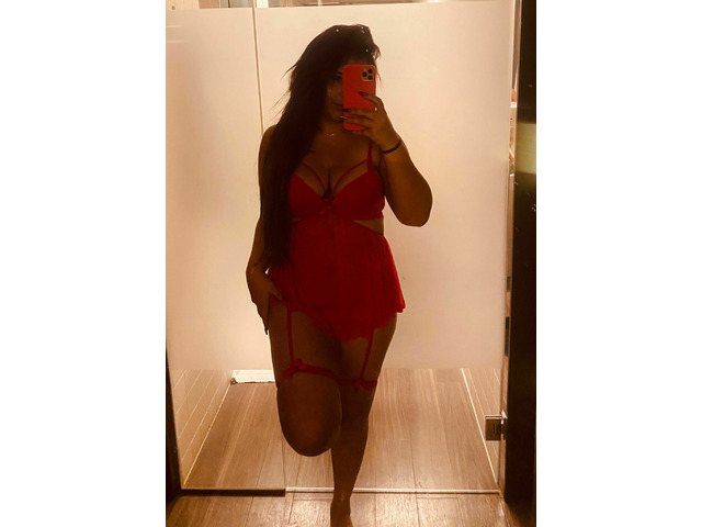 SARA LA DESEDOSA CHICA