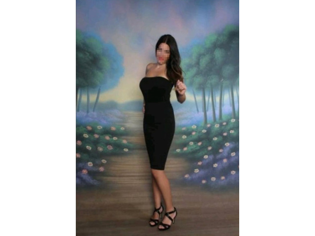 ESPAÑOLA ESCULTURAL DULCE Y SEDUCTORA