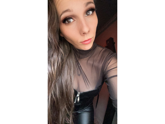 Dominatrix Mixary perversa cruel exigente