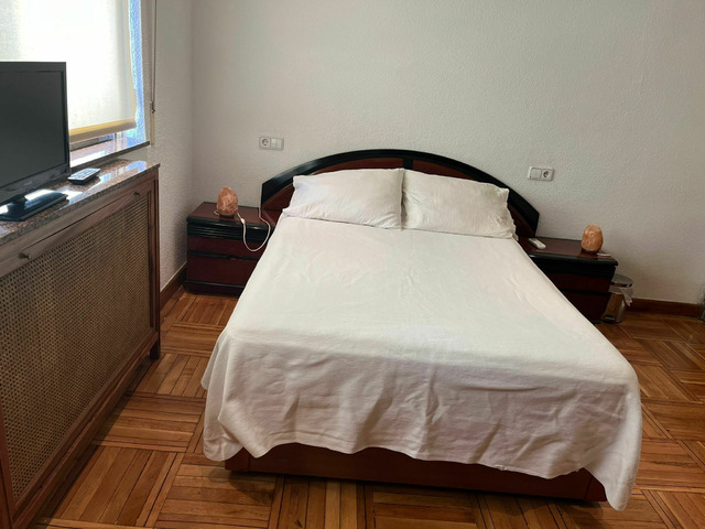 SE ALQUILAN BONITAS HABITACIONES