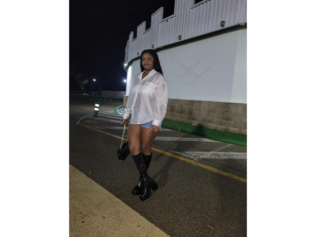 MORENA CARIÑOSA PARA SALIR DE LA RUTINA