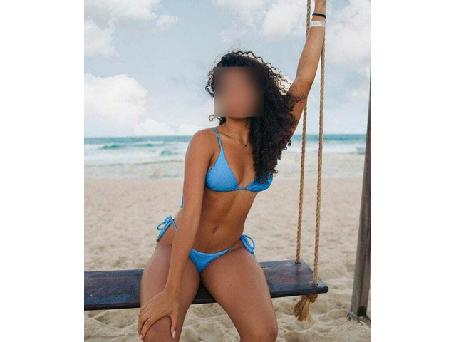 TRISHA masajista nueva en la zona