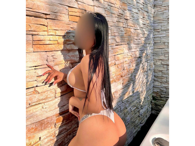 UNIVERSITARIA IMPLICADA Y SEXY…