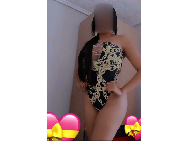 ESPECTACULAR MORENA CON CARITA DE ANGEL