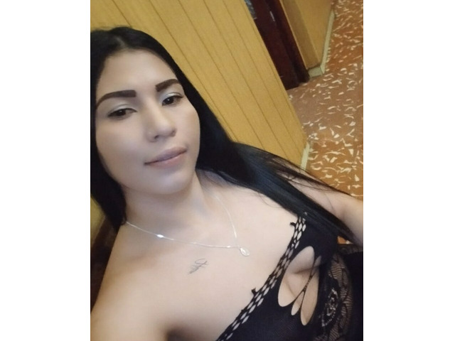 ORIANA UN BOMBÓN QUE NO TE PUEDES PERDER