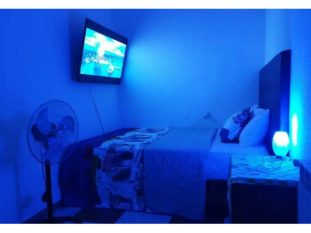 SE ALQUILAN HERMOSAS HABITACIONES