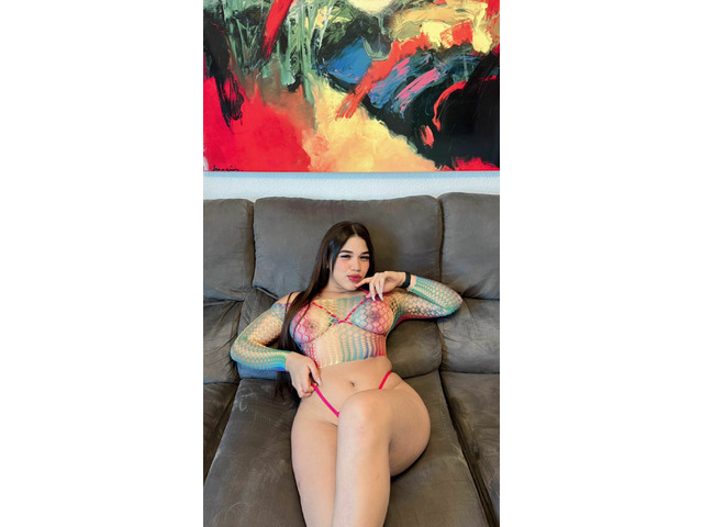 PRINCESA JOVEN Y HERMOSA DISPONIBLE