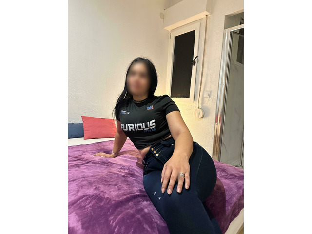 TU MADURITA SEXY QUIERE FOLLAR