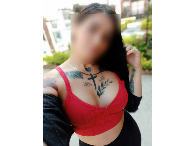 LA MUJER IDEAL PARA UN HOMBRE GUAPO