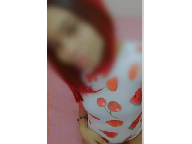 UNA MULATA DELGADITA DISPONIBLE LAS 24 H
