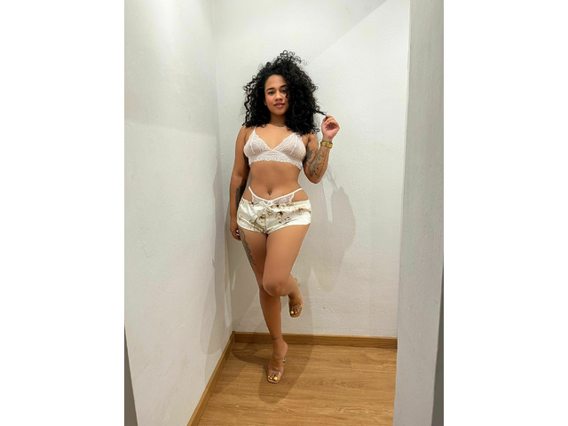 GENESIS CHICA JOVEN NUEVA EN GANDIA