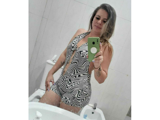 ERIKA MADURITA NUEVA EN LA ZONA. . SALIDA