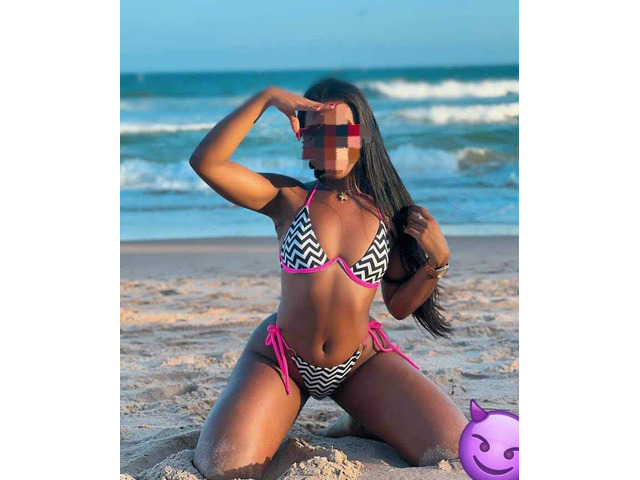 karen una diosa encantadora y carismatica