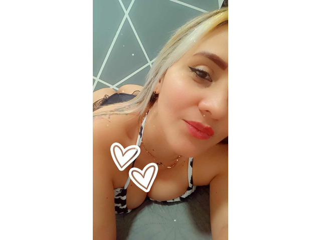 SEXY Y COMPLACIENTE