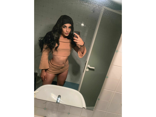 EXOTICA MUÑECA