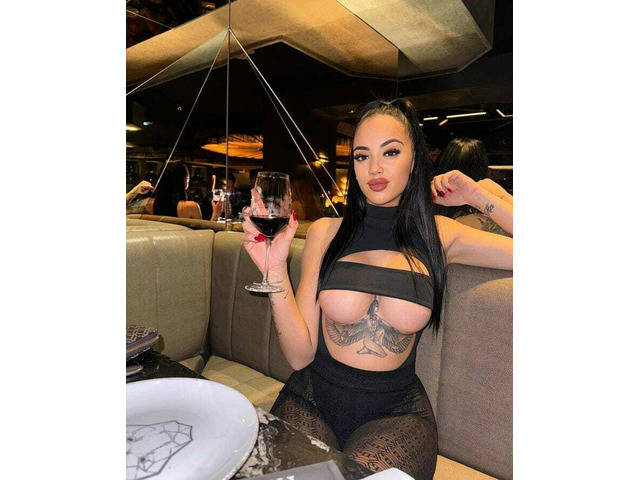 jovencita española caliente y pasional