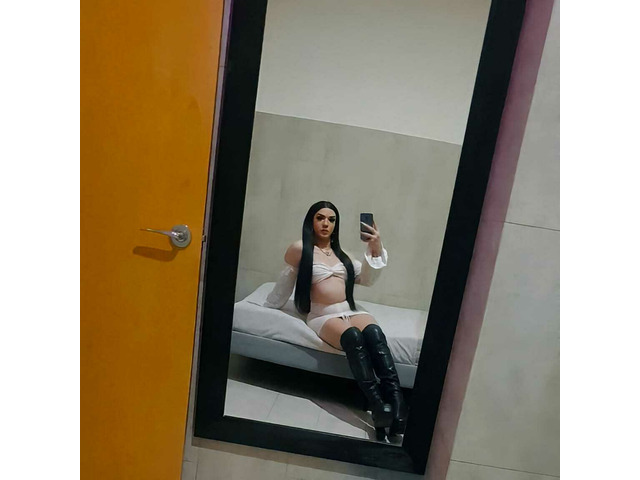 SEXY MUÑECA CALIENTE