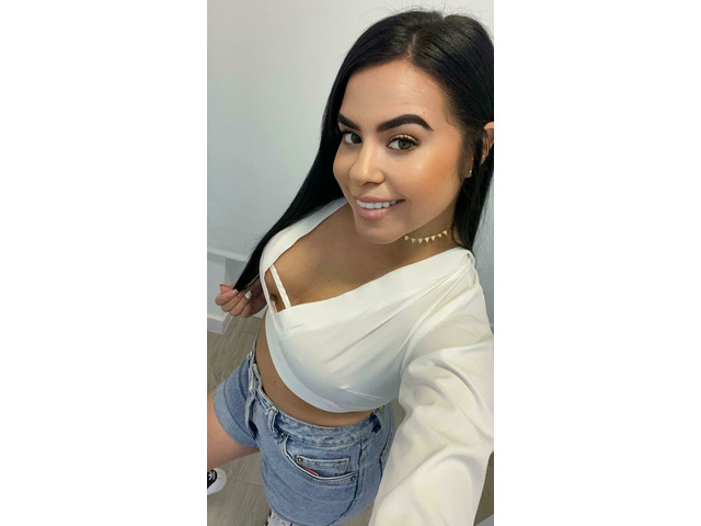 Una morenaza carismática simpática