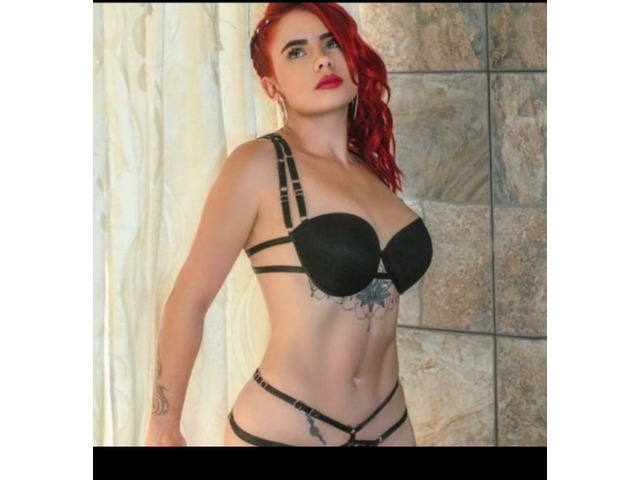 SEXY Y COMPLACIENTE / SALIDAS