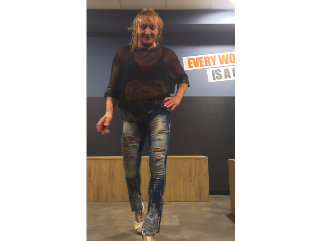 Musculada Mujer Española