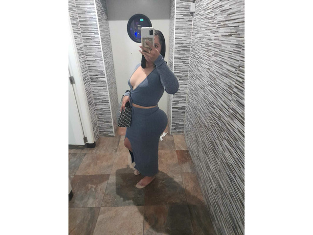 CHICA ENCANTADORA Y CON EL CUERPO MAS SENSUAL