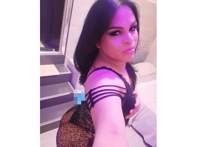 SOY UNA TRANS SUPER MORBOSA Y PICANTOSA.