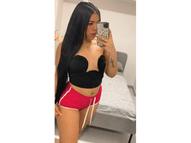 Jovencita estudiante pura dulzura