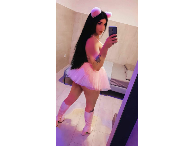 AUTENTICA E IMPLICADA EN EL SEXO.