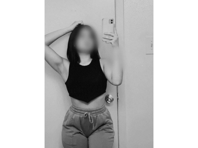 VEN DALE LENGUA A MI COÑO HUMEDO