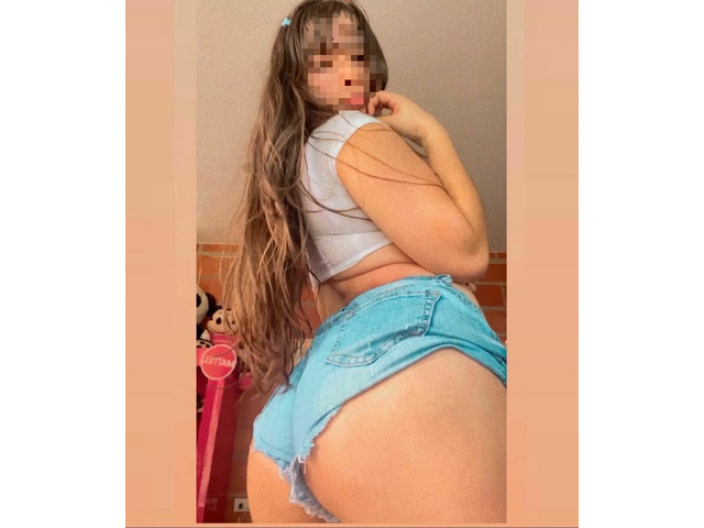 MUY SUCIA, COMPLACIENTE Y GUARRA