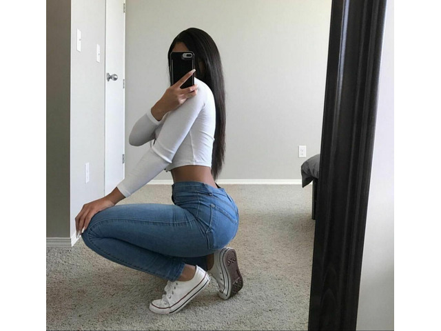 LINDA JOVENCITA ME ENCANTA LAS POLLAS