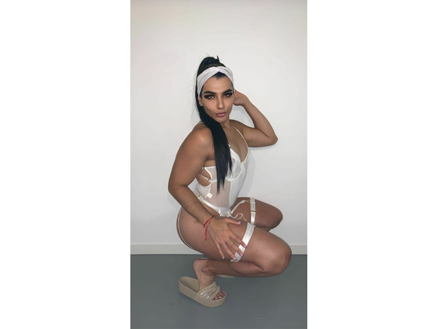 LA TRANS MAS TRAGONA DE POLLAS