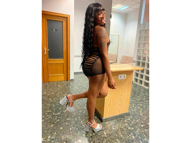 RICA MORENA PARA TU PLACER