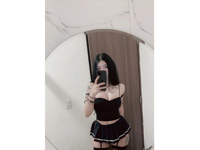 Chica guapa muy decididas para maduros