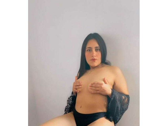 QUIERES UNA CHICA ARDIENTE Y SENSUAL