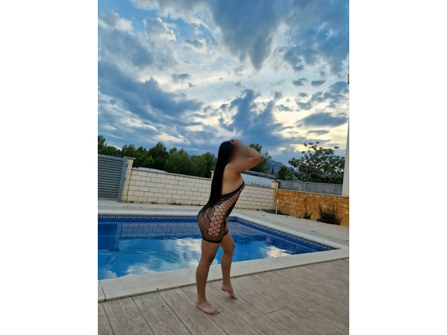 ARDIENTE CON GANAS DE SEXO Y CORRERME