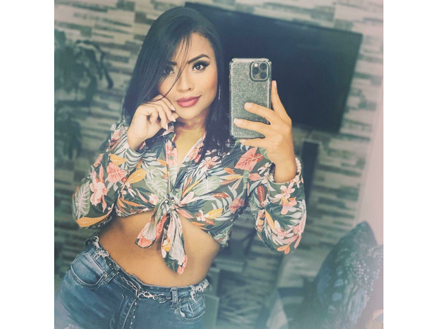 ELEGANTE, CUERPO BRUTAL Y MENTE ABIERTA