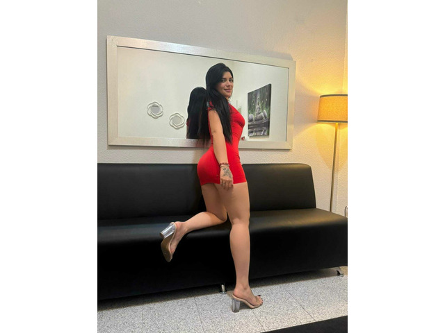 JOVENCITA HERMOSA CON MENTE PERVERSA