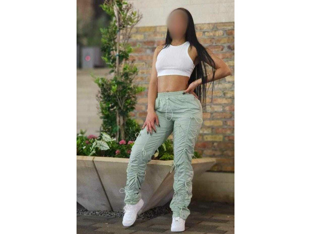 UNA LATINA SENSUAL
