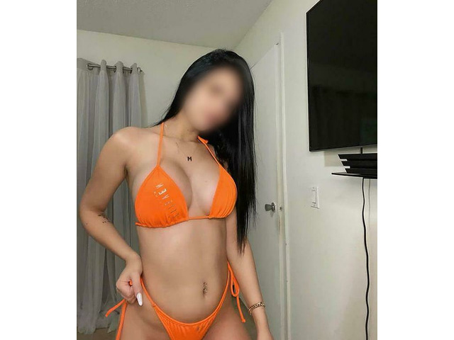 QUE RICO UNA CORRIDA CALIENTICA EN MIS TETAS
