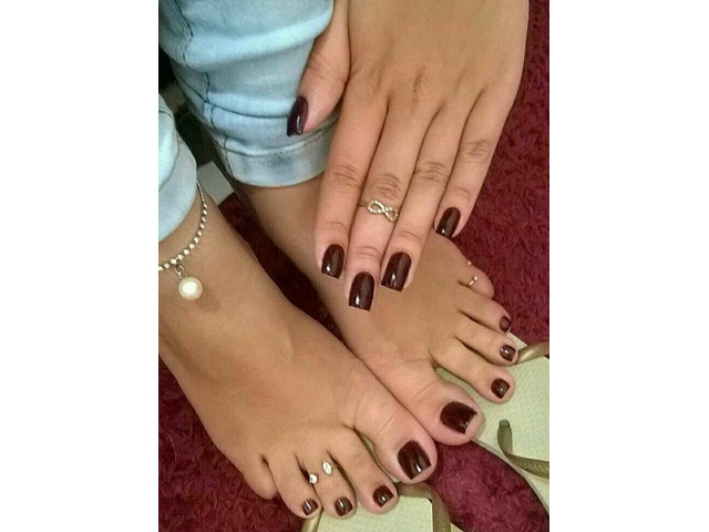 te hago la paja con mis pies llenos de aceite
