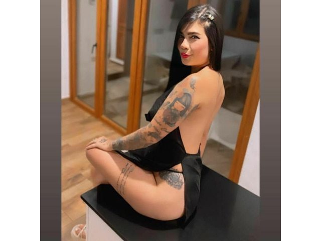 CUATRO PUTICAS MUY CACHONDAS
