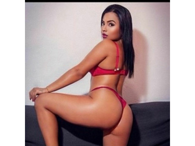MULATA HERMOSA SEXY EN JAVEA