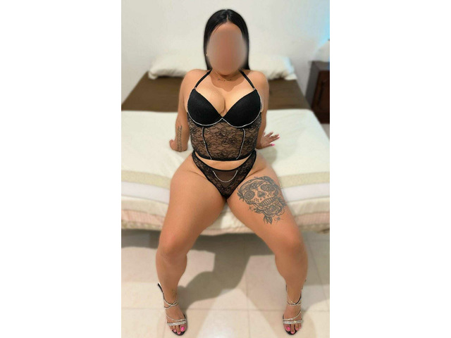 CURVAS LATINAS EN JAVEA DISFRUTALAS